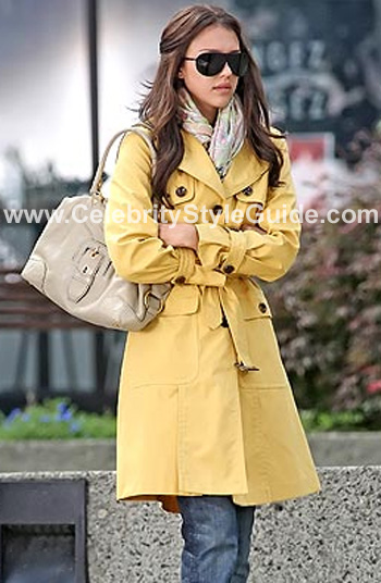 Jessica Alba Wearing Kenneth Cole New, Trench Coat Que Significa En Español