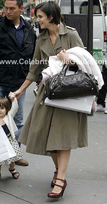 Katie Holmes wearing Balenciaga East-West Bag Celebrity Style Guide