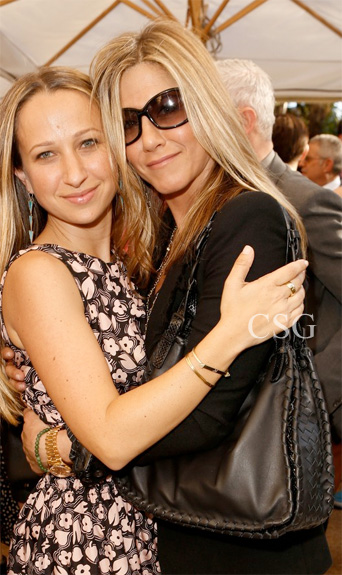 Love the Tom Ford Bag Jennifer Aniston is Carrying