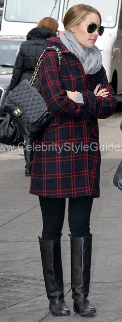 Lauren Conrad wearing Chanel Jumbo Classic Flap Bag - Celebrity Style Guide