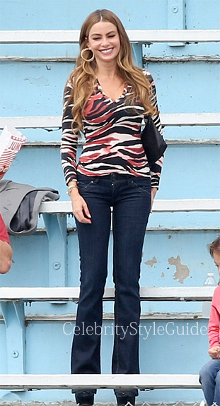 Modern Family Fashion: Sofia Vergara as Gloria Pritchett wore a