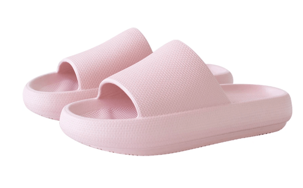 Sootheez Eva Foam Slippers Review | CelebrityStyleGuide