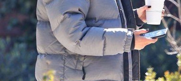 kendall jenner the north face jacket
