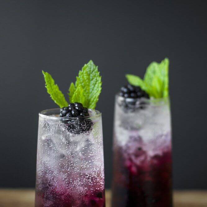 Lemon and Blackberry Mocktail