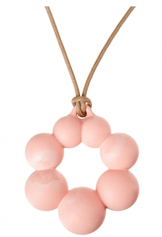 teething necklace by Mochi