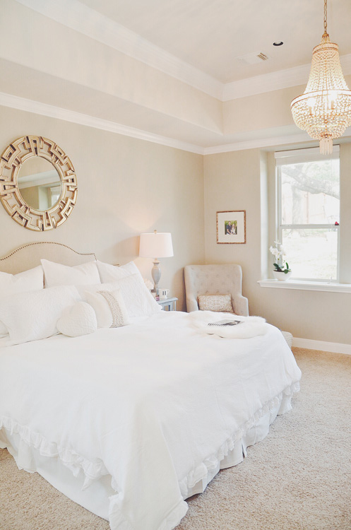 All-white-bedroom-2