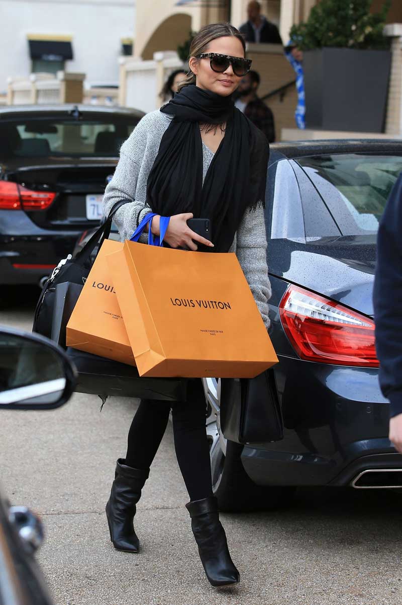 celebrities Christmas Shopping