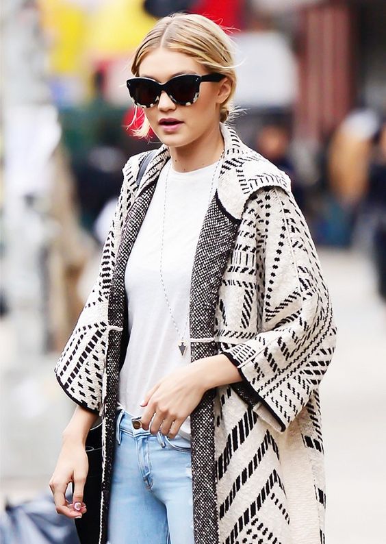 Gigi-hadid-oversize-cardigan-nordstrom-sale