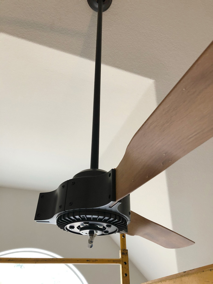 Hunter-Apache-Ceiling-Fan-blades