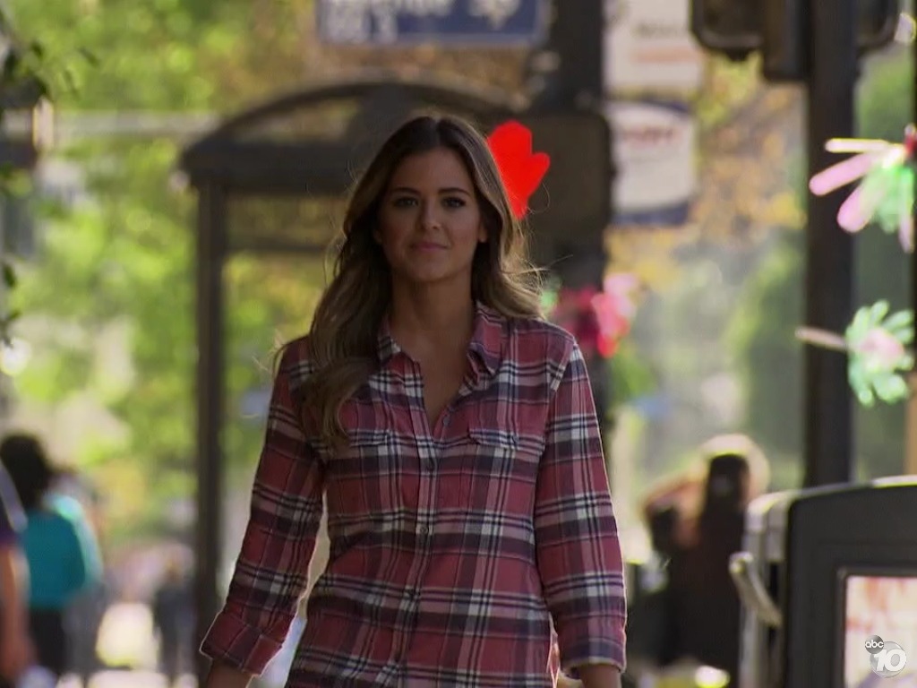 Jojo-fletcher-paige-trudy-plaid-shirt