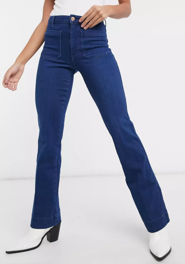 Wrangler High Waist Flared Jeans in Indigo