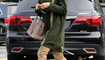 What Celebrities Wear Holiday Shopping