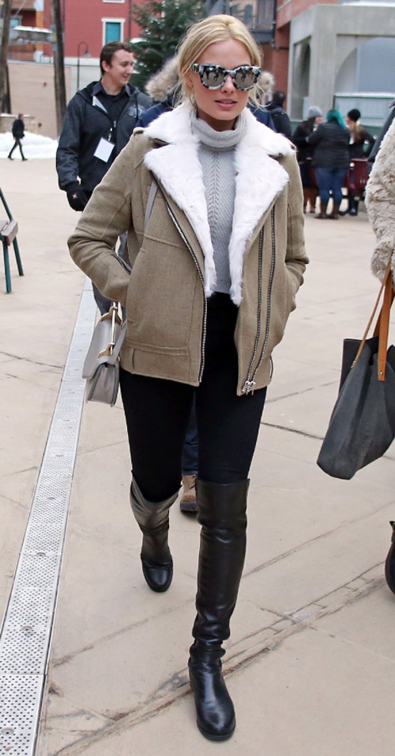 Get Margot Robbie's Cozy Sundance Look For Less