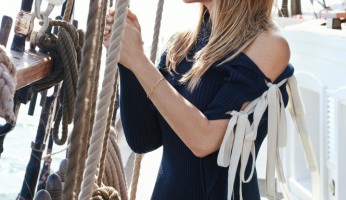 Jennifer Aniston Sets Sail In A Sweater That Launched A Thousand Ships