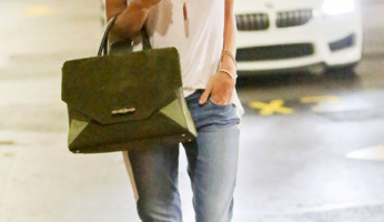 Ready For The Weekend Style With Rosie Huntington-Whiteley