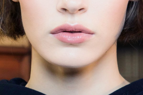 The 7 Best Tinted Lip Balms for Fuller Lips!