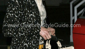 Katherine Heigl in Be & D Kan Kan Cream Tote!