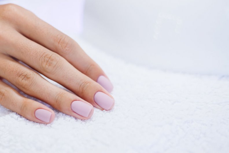 How to Remove No Chip Nail Polish Without Damaging Your Nails!