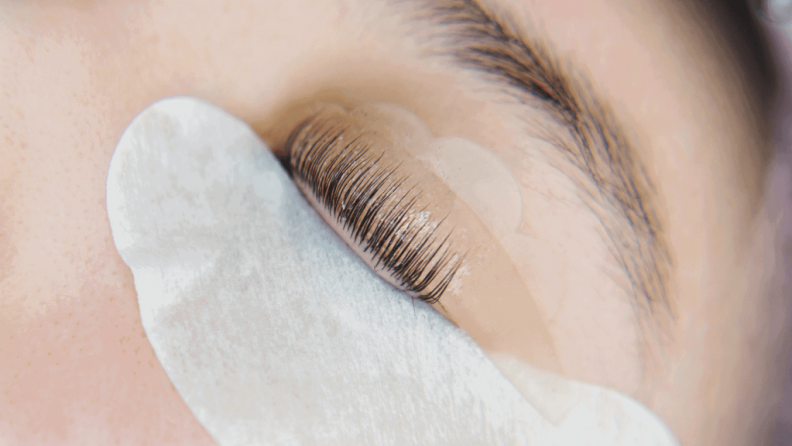 Everything You Need To Know About Lash Lifts & Tints!