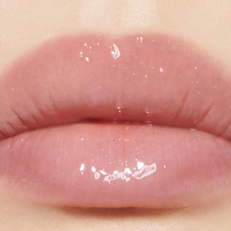 Lip Oil VS Lip Gloss: When To Use Which and Our Best Picks!
