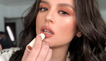 The Best Peach Makeup Looks: Spring 2022 Trend Alert!