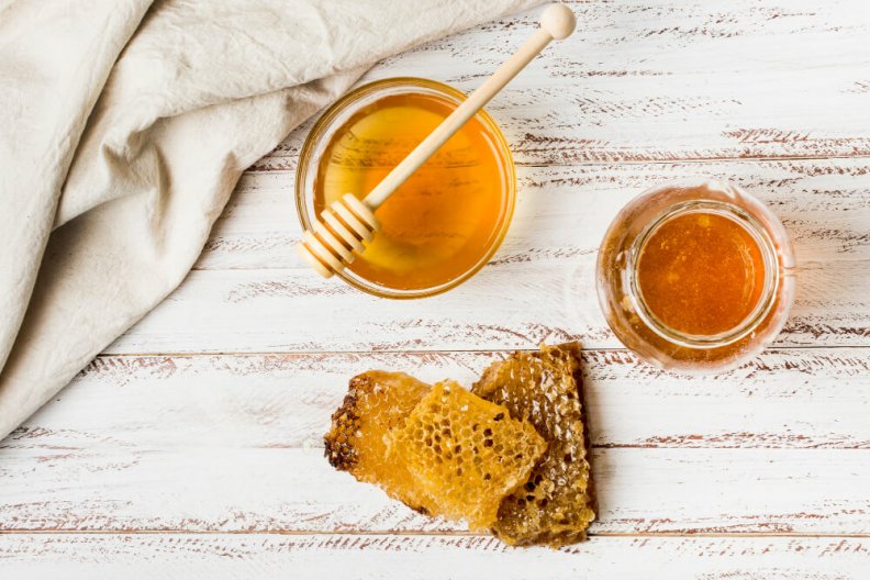 Making Life Even Sweeter: Honey Benefits for Skin, Explained