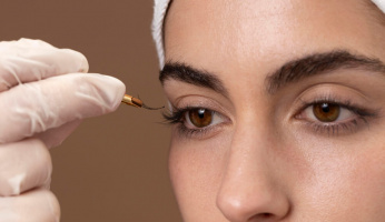How to Remove Eyelash Extensions At home: A Complete Guide!